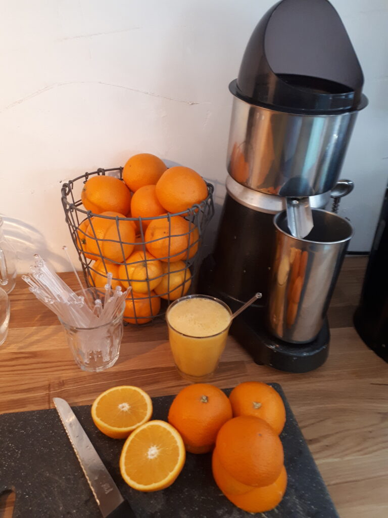 Verse sinaasappels bij Knus Bussum